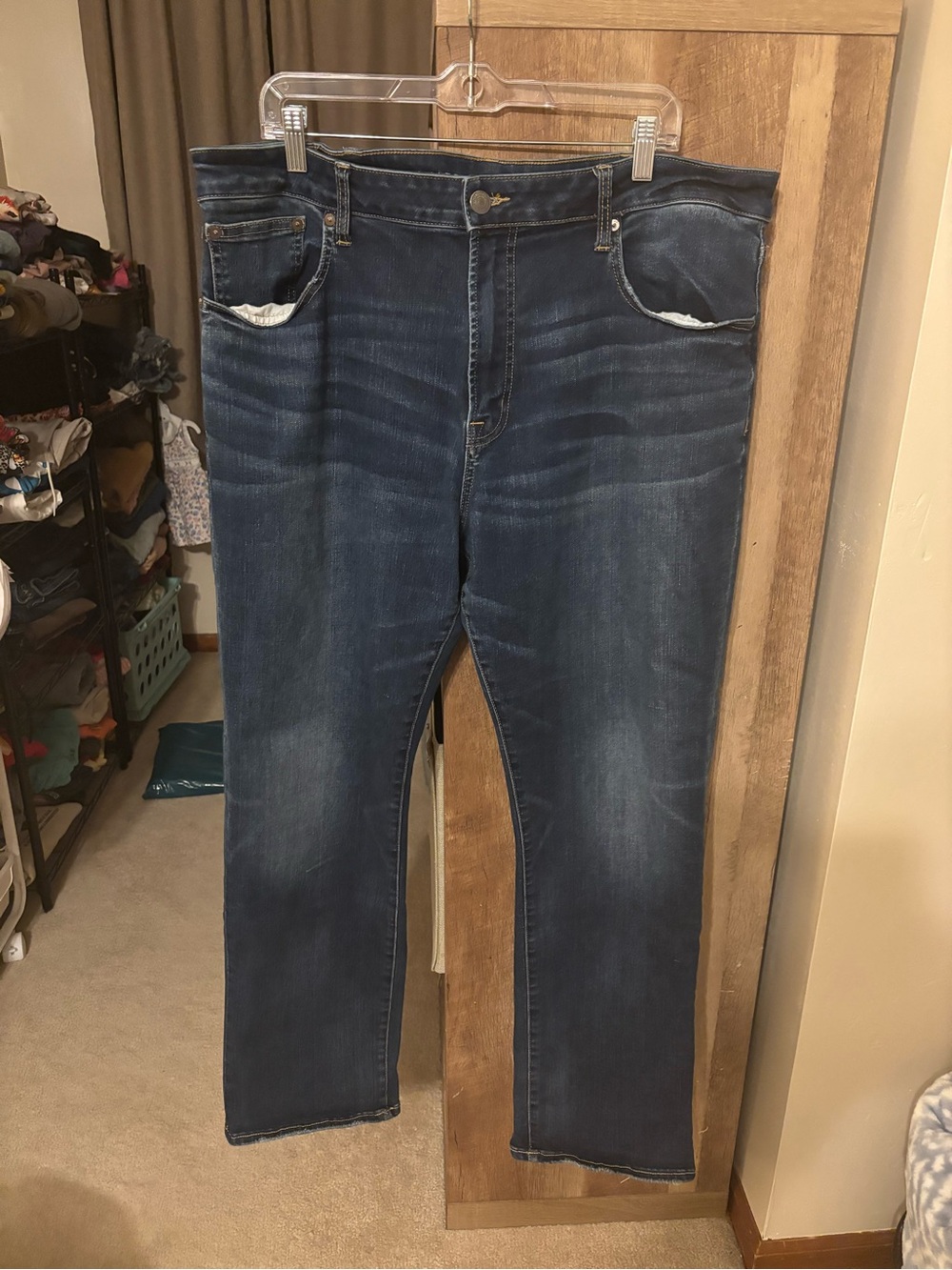 American Eagle Outfitters Men's Dark Blue Straight Jeans